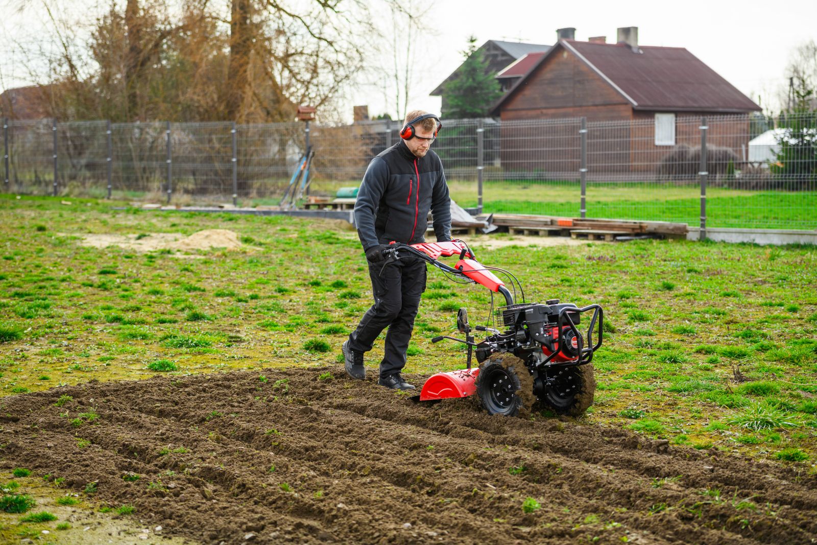 Glebogryzarka Cedrus GLX640