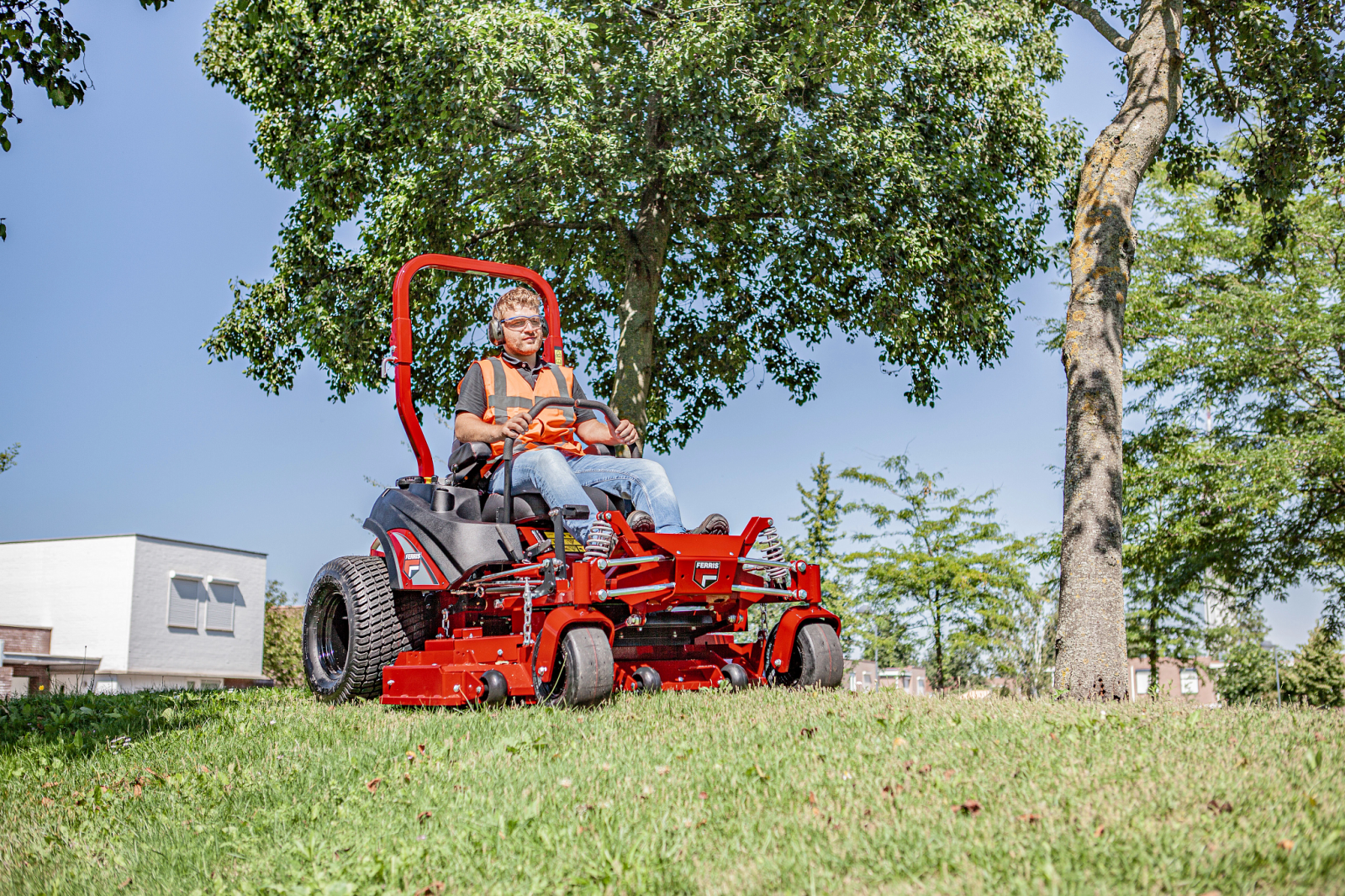 Kosiarka zero-skręt Ferris