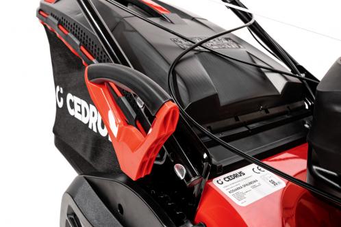 kosiarka cedrus z napędem i rolką ugniatającą cedks53s-r