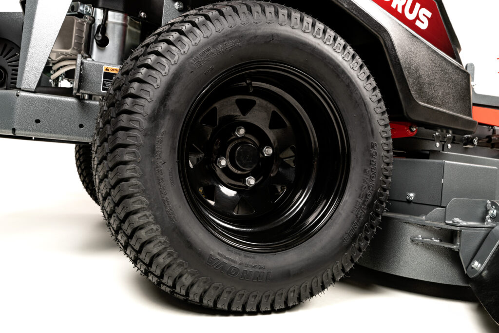 Traktorek Cedrus ZERO-SKRĘT C-TRAC-Z132 Loncin LC2P82F V-TWIN deck 132cm 26