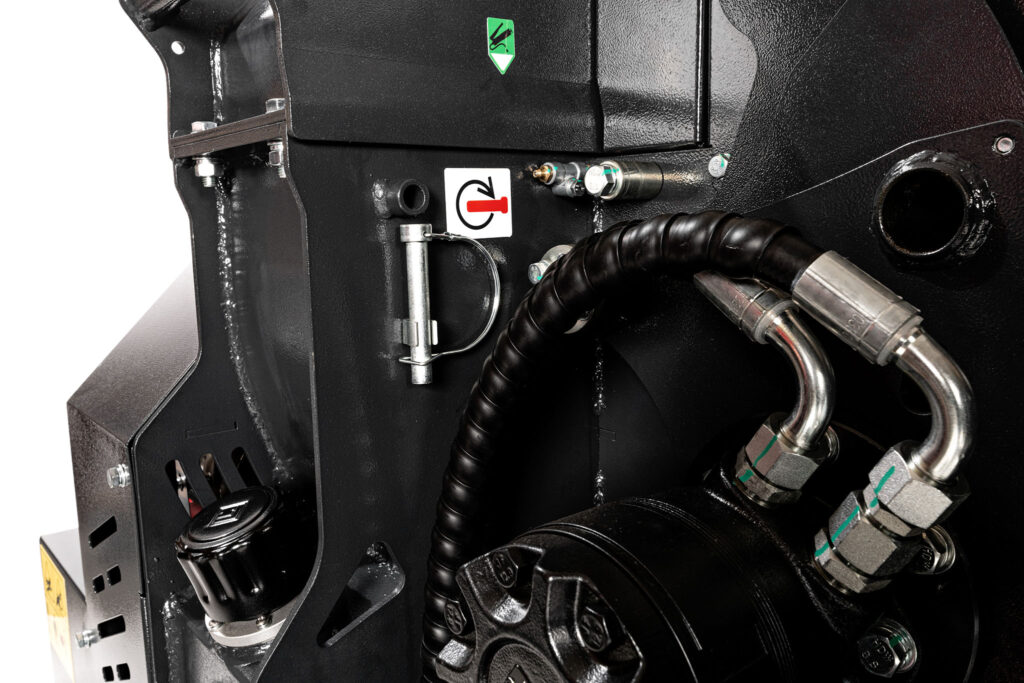 Rozdrabniacz Cedrus Professional D16 przyczepka lekka B/B 18