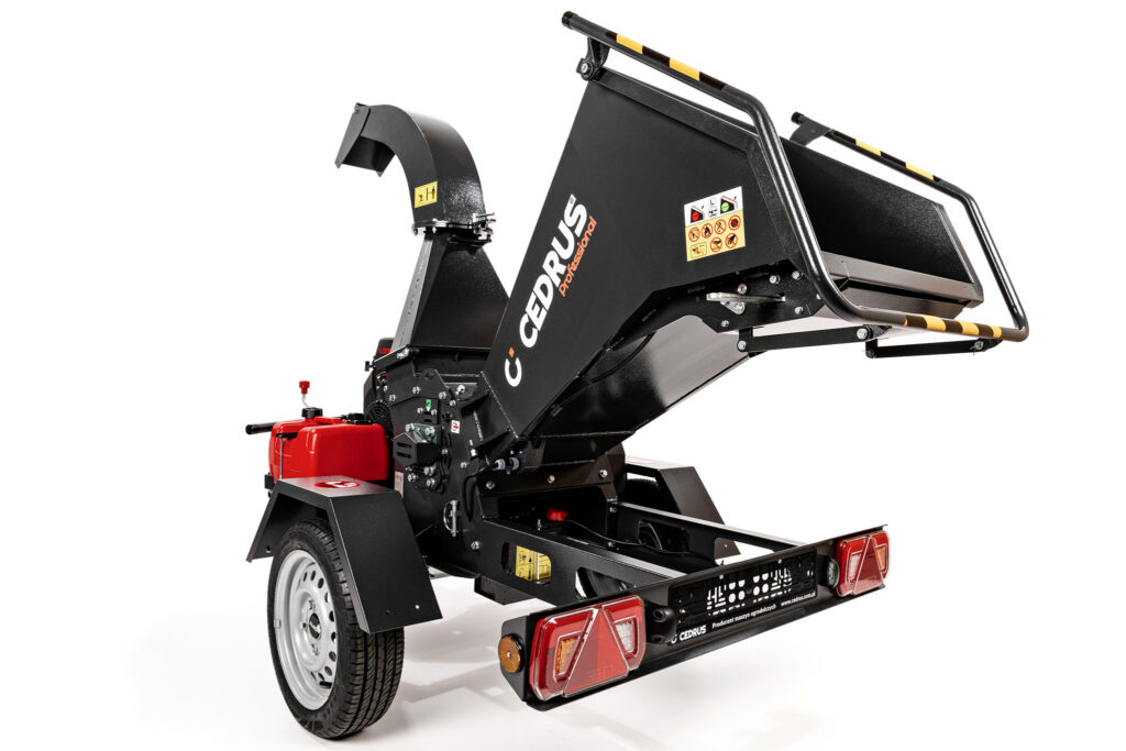 Rozdrabniacz Cedrus Professional R13 przyczepka lekka A/A 3