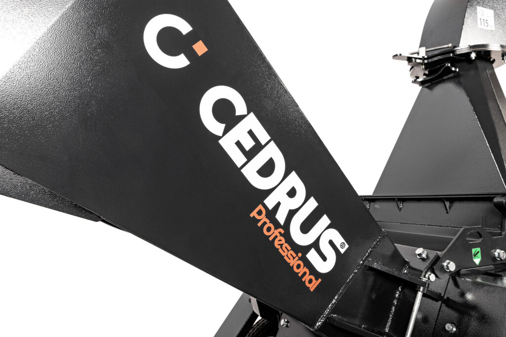 Rozdrabniacz Cedrus Professional R13 przyczepka lekka A/A 16